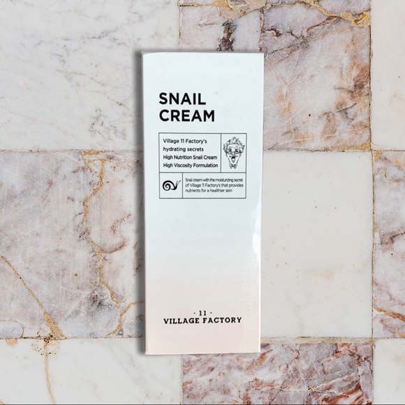 Village 11 Factory Snail Cream 20 ml / 0.67 fl oz - Picture 1 of 6
